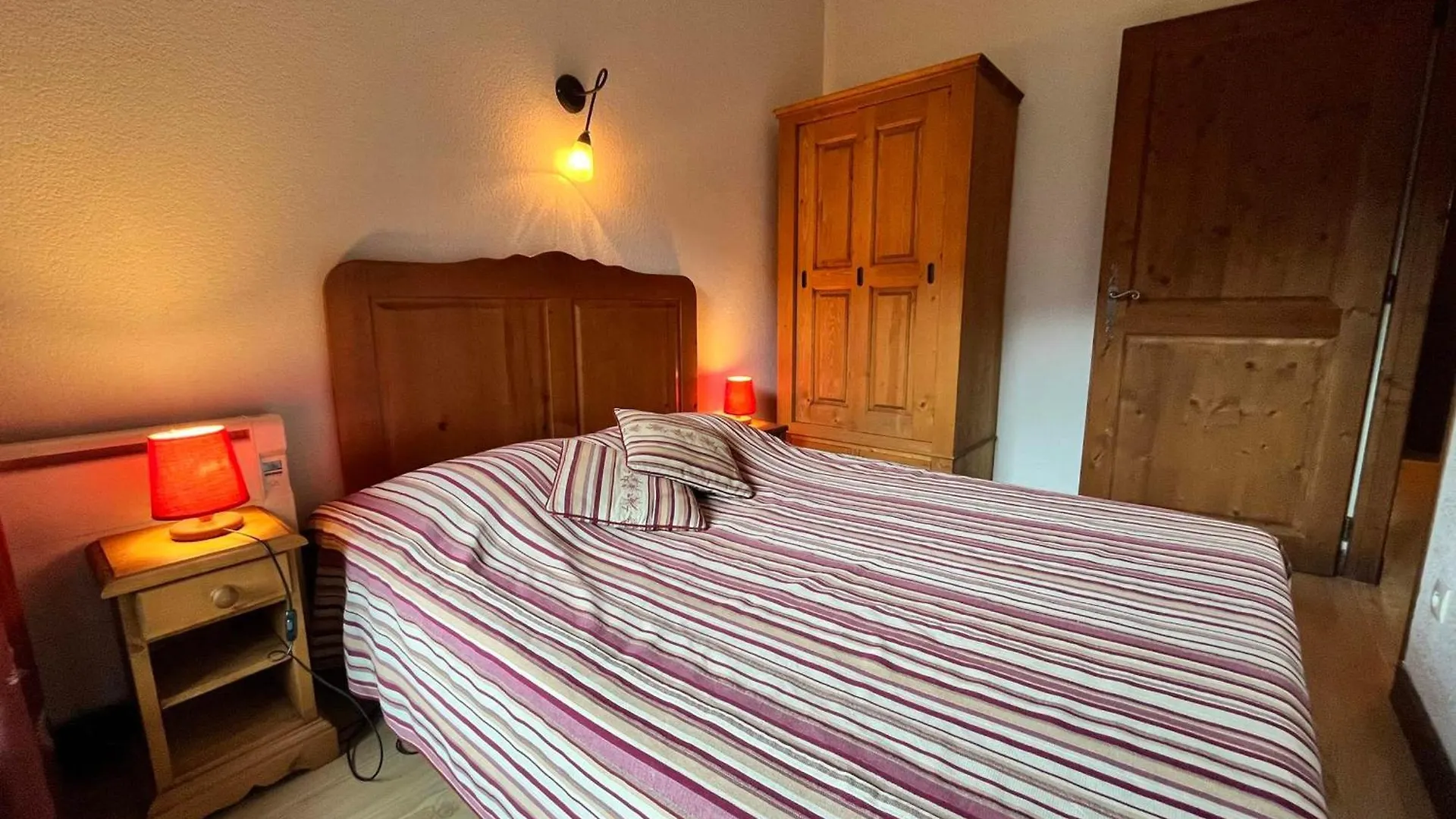 Apartmán Duplex Avec Terrasse, Piscine Et Parking A Samoens - Fr-1-624-111